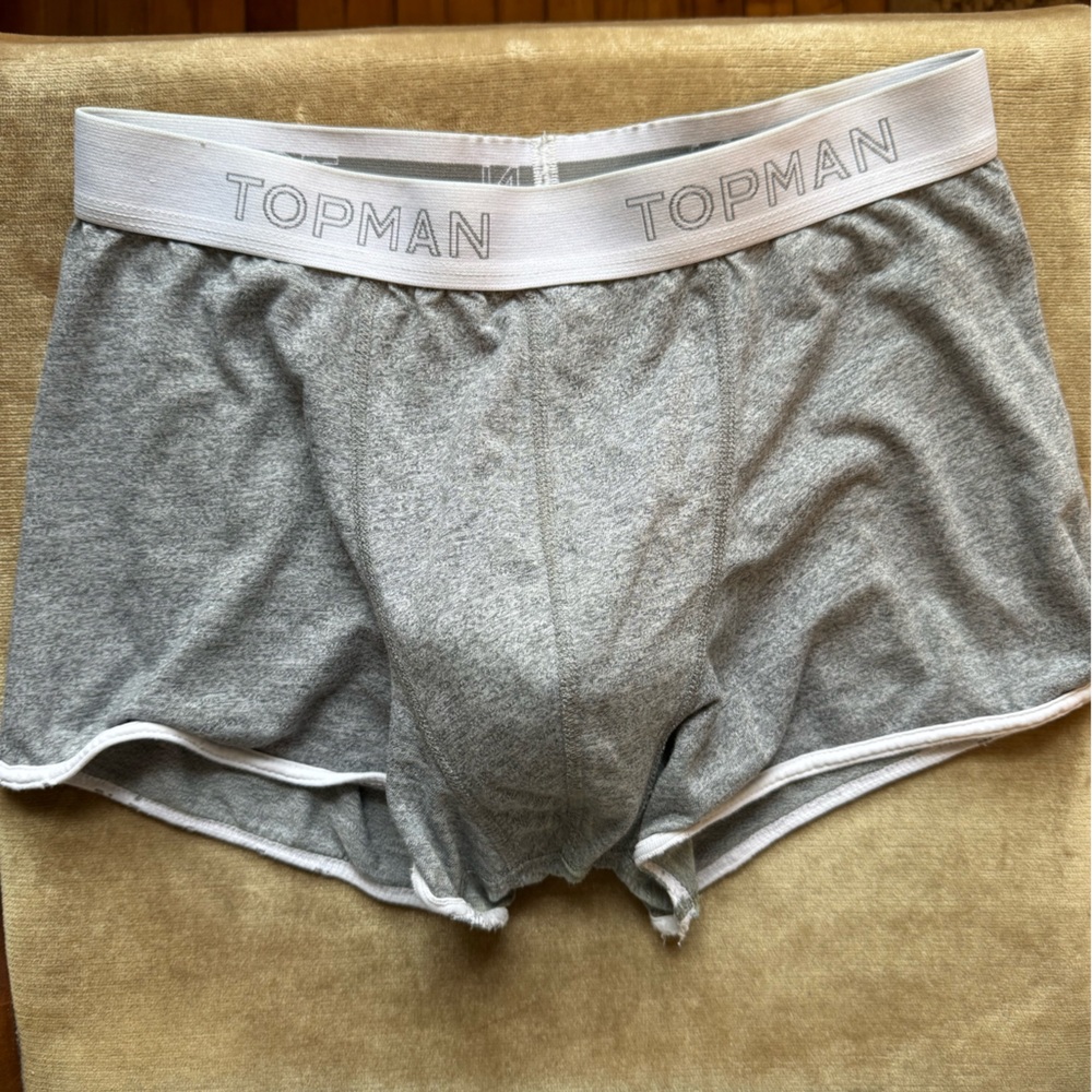 TOPMAN GRAY
